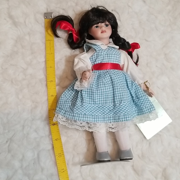 Seymour Mann Story Book Dorothy 11" Doll. - Picture 5 of 7